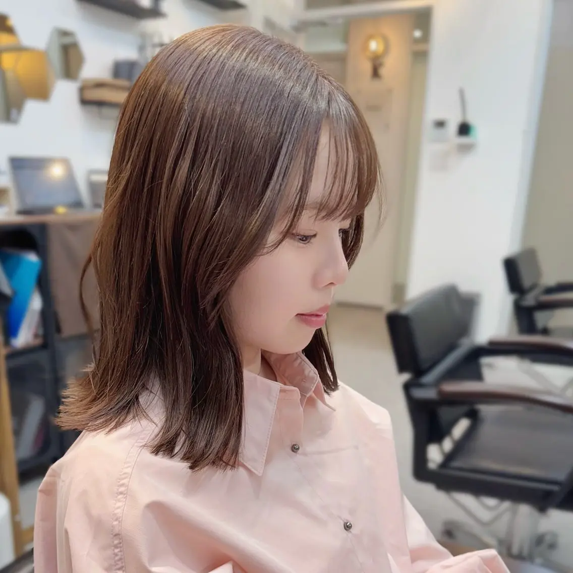 ミディアム カラー くびれヘア たぴ。ぱつっとボブ/ つや髪🍒髪質改善のヘアスタイル
