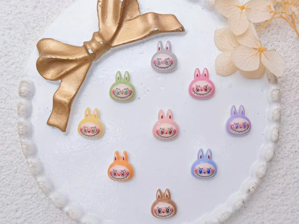 ネイル フレンチネイル ジェルネイル ガーリー グラデーション キラキラネイル Liora nailのネイルデザイン