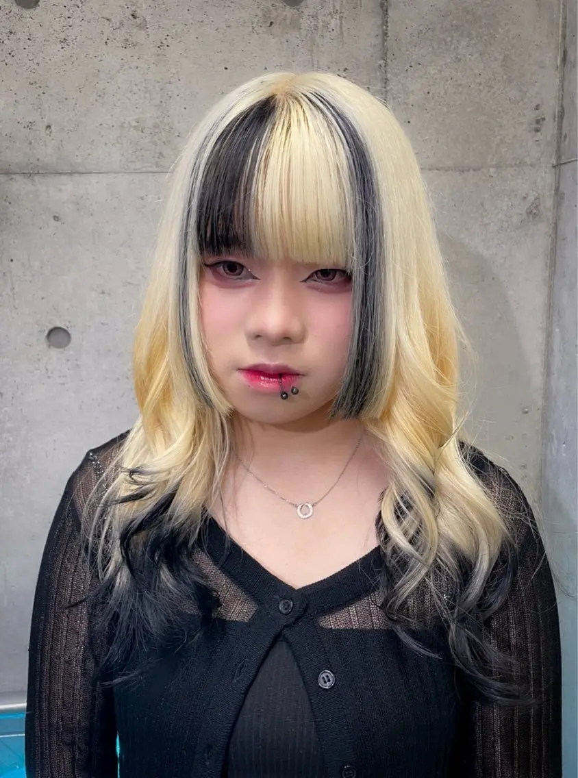 ロング ヘアカラー ハイトーン/ブリーチ /ウルフ⛓️MAKIのヘアスタイル