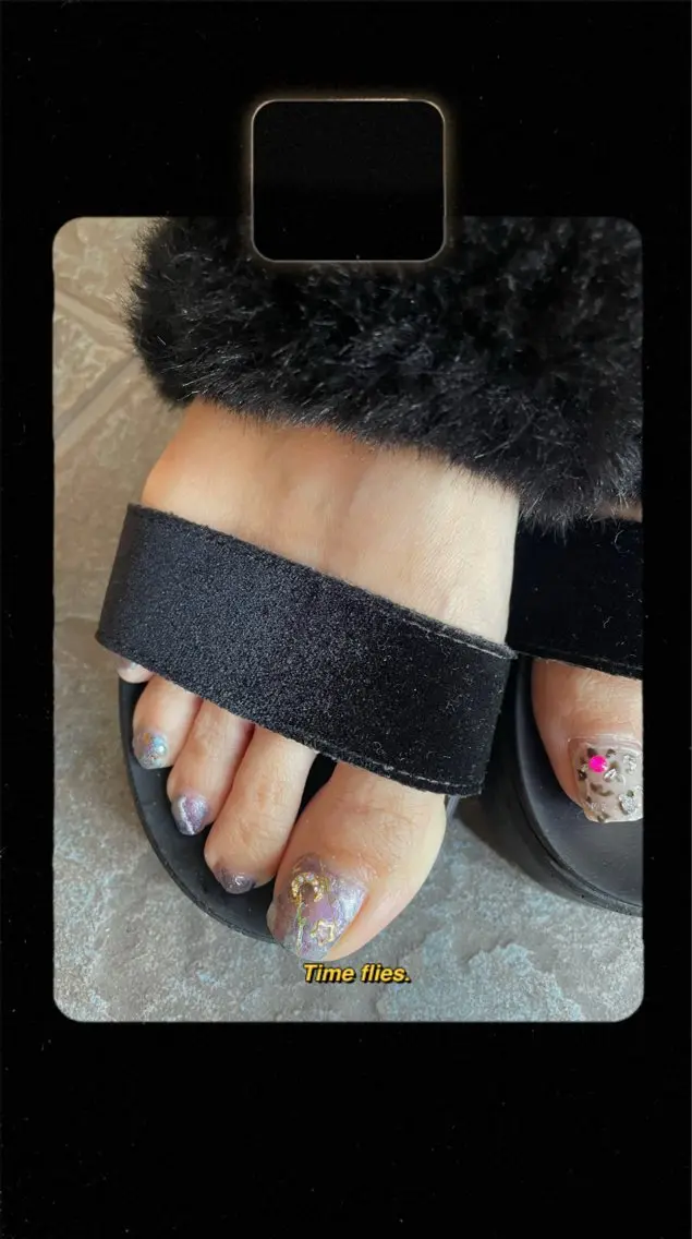 ネイル フットネイル マグネットネイル ニュアンスネイル NAIL★M 真紀のネイルデザイン