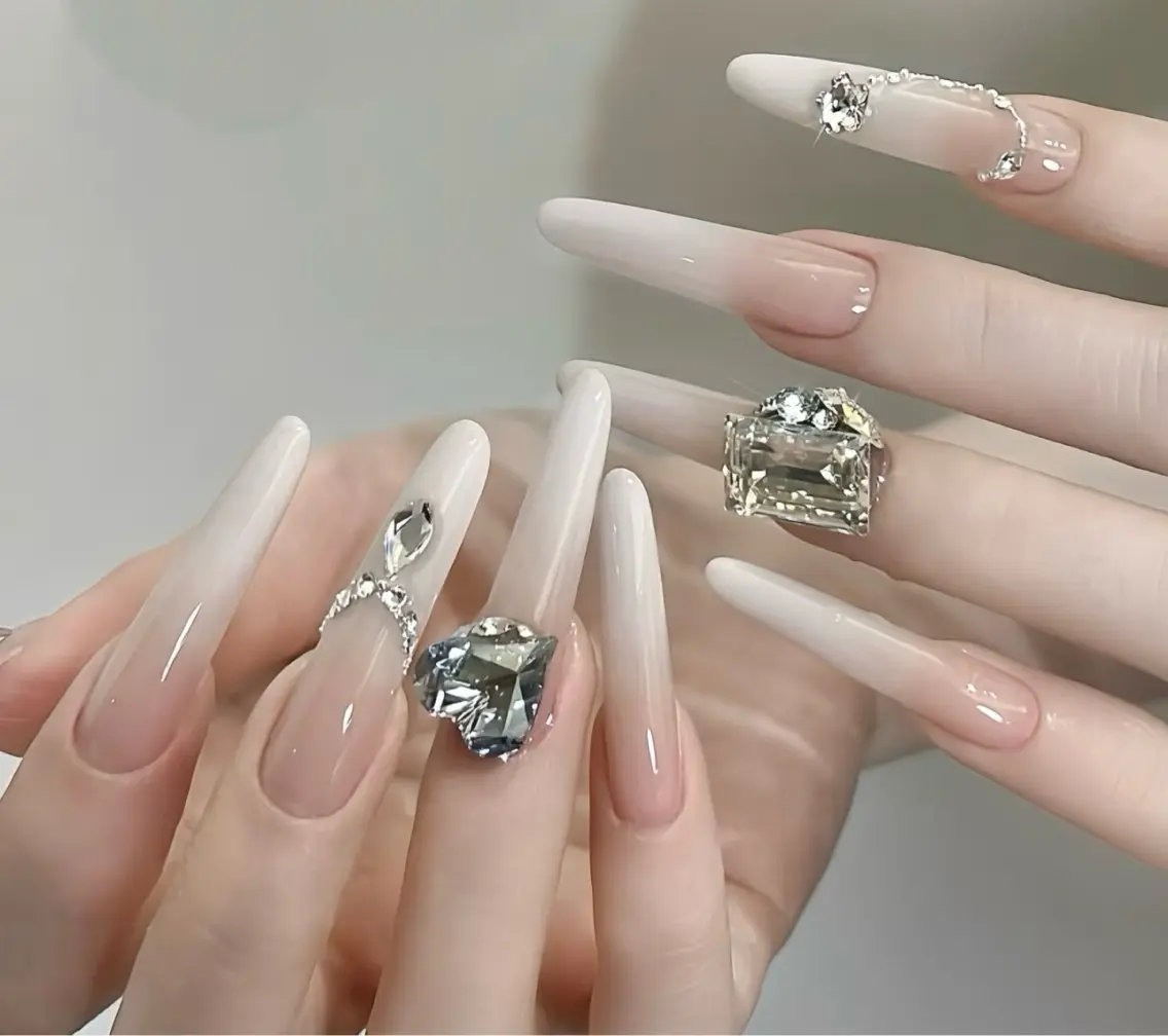 ネイル ハンドネイル D-BEAUTY Nailsalonのネイルデザイン