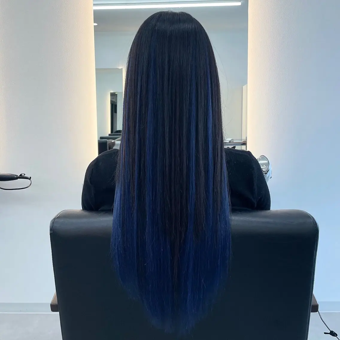 ロング カラー ヘアカラー エクステ RIENS xreaのヘアスタイル