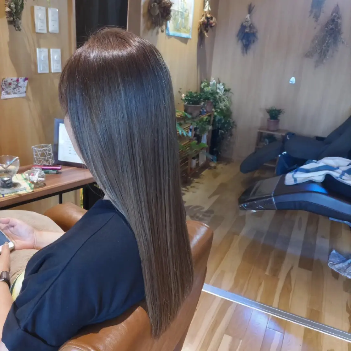 ロング ハイライト ヘアカラー Uketoru 横田健のヘアスタイル
