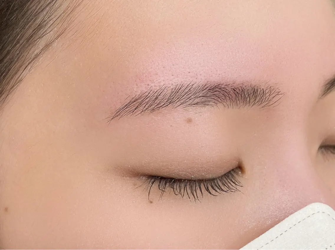 アイブロウ ワックス脱毛 眉カット その他(アイブロウ) une FEMINの眉毛・アイブロウイメージ