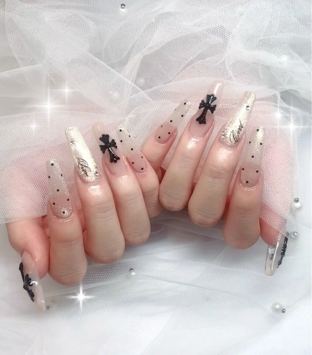 ネイル ハンドネイル momoka / Betty Nailのネイルデザイン