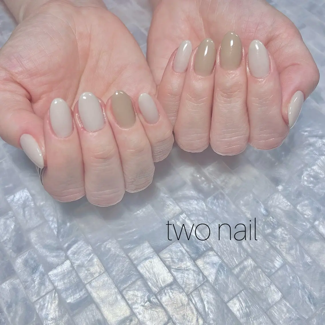 ネイル ネイルチップ ホワイト ハンドネイル two nailのネイルデザイン