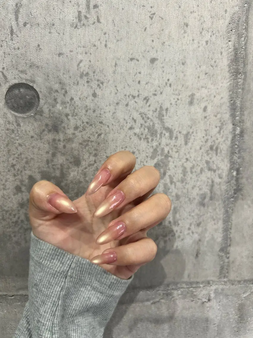 ネイル ハンドネイル eye&nail Bellaのネイルデザイン