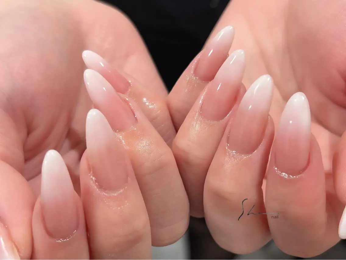 ネイル フットネイル SHE adusaのネイルデザイン