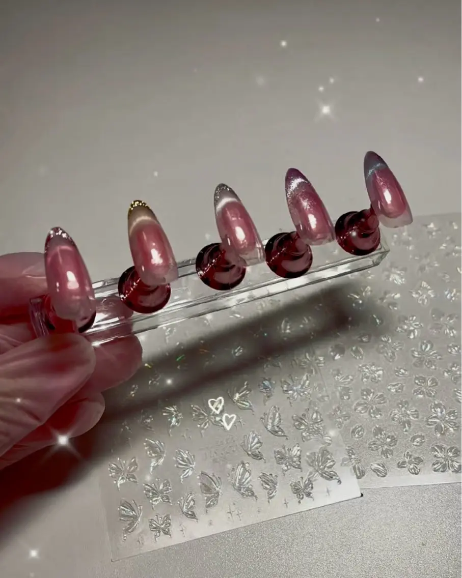 ネイル フレンチネイル マグネットネイル マグネットフレンチ ストーンネイル ハンドネイル Belle nail yumiのネイルデザイン