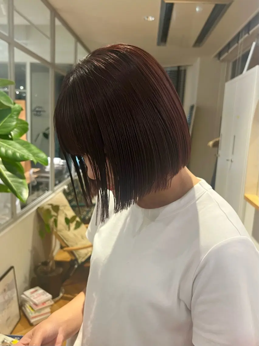 カラー ボブ 南部 綾音のヘアスタイル