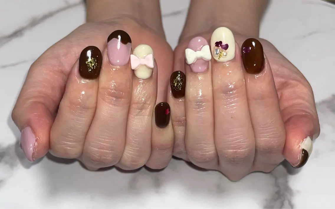 ネイル バレンタイン Arco Iris 告瑠莉のネイルデザイン
