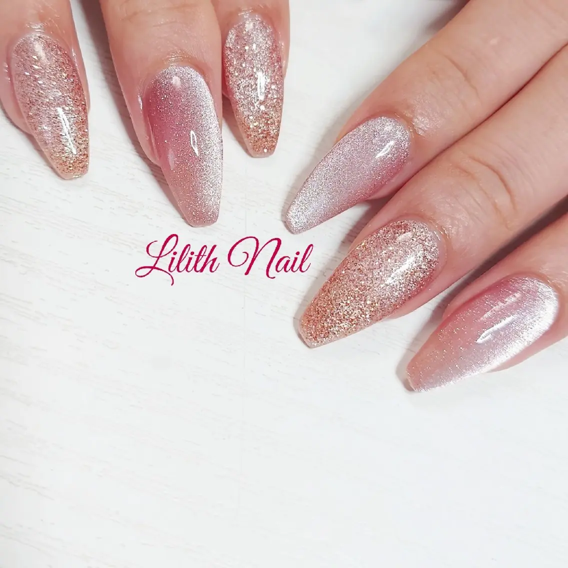 ネイル マグネットネイル ハンドネイル Lilith Nailのネイルデザイン