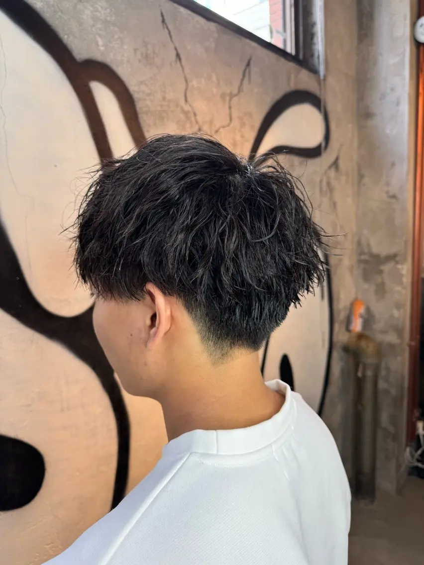 ショート パーマ メンズ メンズパーマ メンズツイストパーマ ツイストパーマ 【モデル大募集🔥】 kearny錦糸町のヘアスタイル