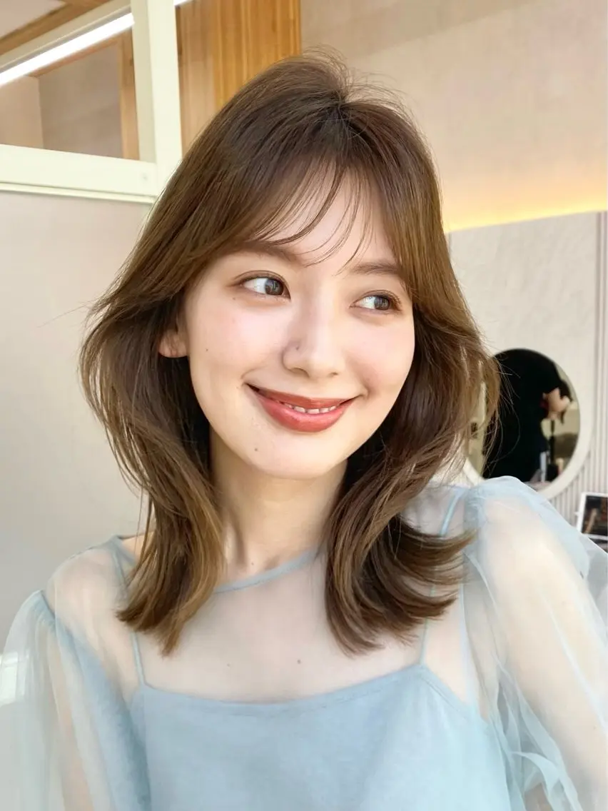 ミディアム カット ヘアカラー トリートメント 韓国くびれレイヤー 🇰🇷はづきのヘアスタイル