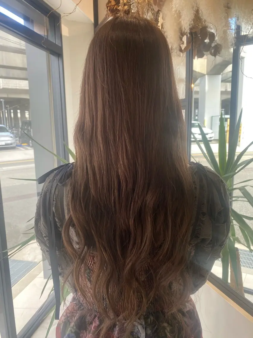 セミロング カラー ブラウンカラー ラベンダーカラー ラベンダーブラウン 似合わせカット ヘアカラー 森口 竜三のヘアスタイル