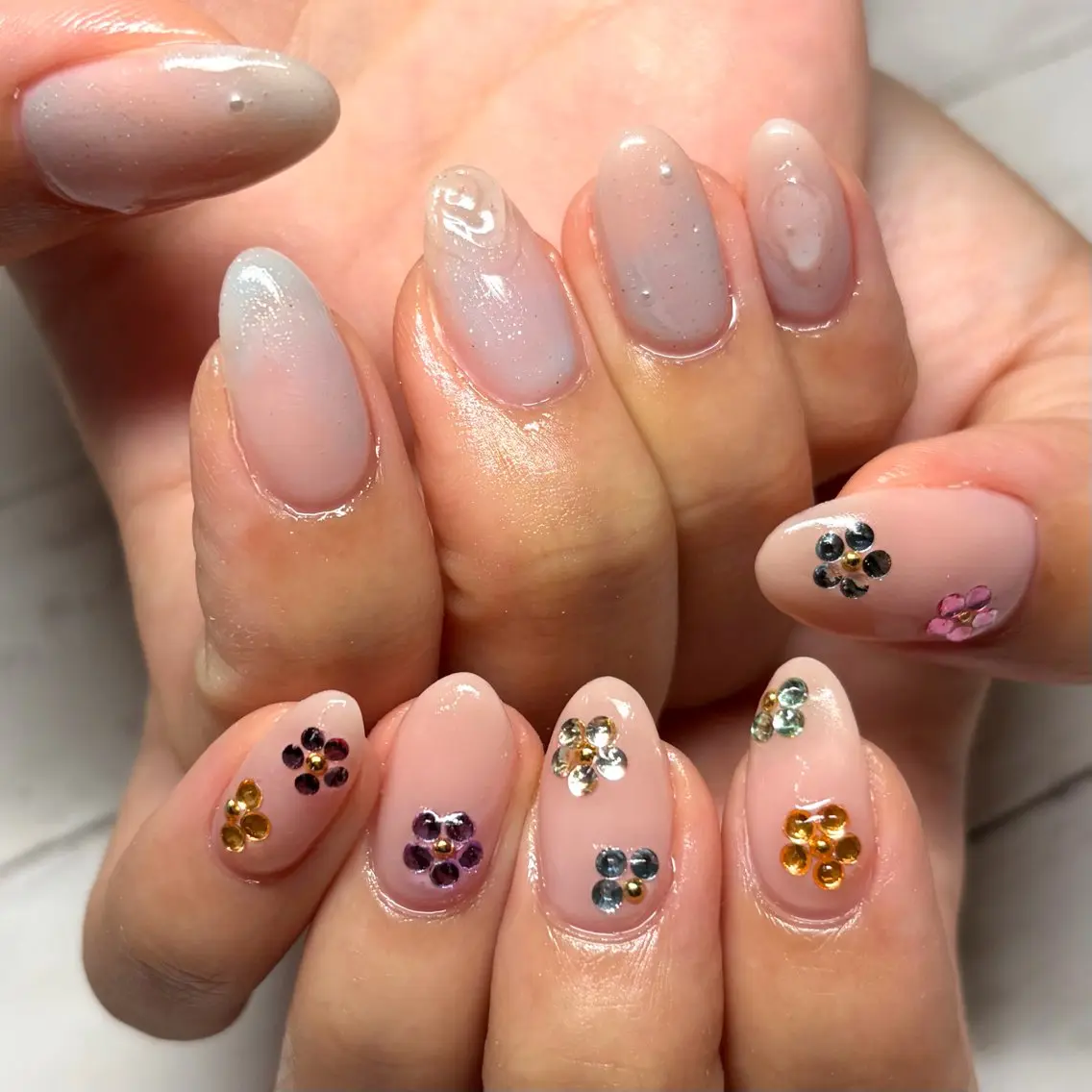 ネイル ハンドネイル Natsumi 𓂃𓈒𓏸𓍯のネイルデザイン