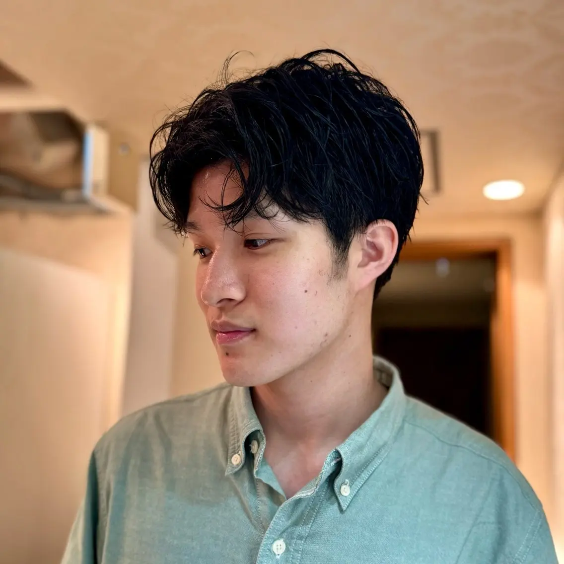 メンズ センターパート メンズパーマ カット パーマ ラフショート メンズパーマ 丸山のヘアスタイル