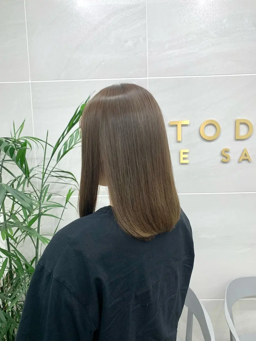 ミディアム カラー 透明感カラー カット ヘアカラー トリートメント 本格ヘッドスパ🌿 ×ヘア 佐藤のヘアスタイル