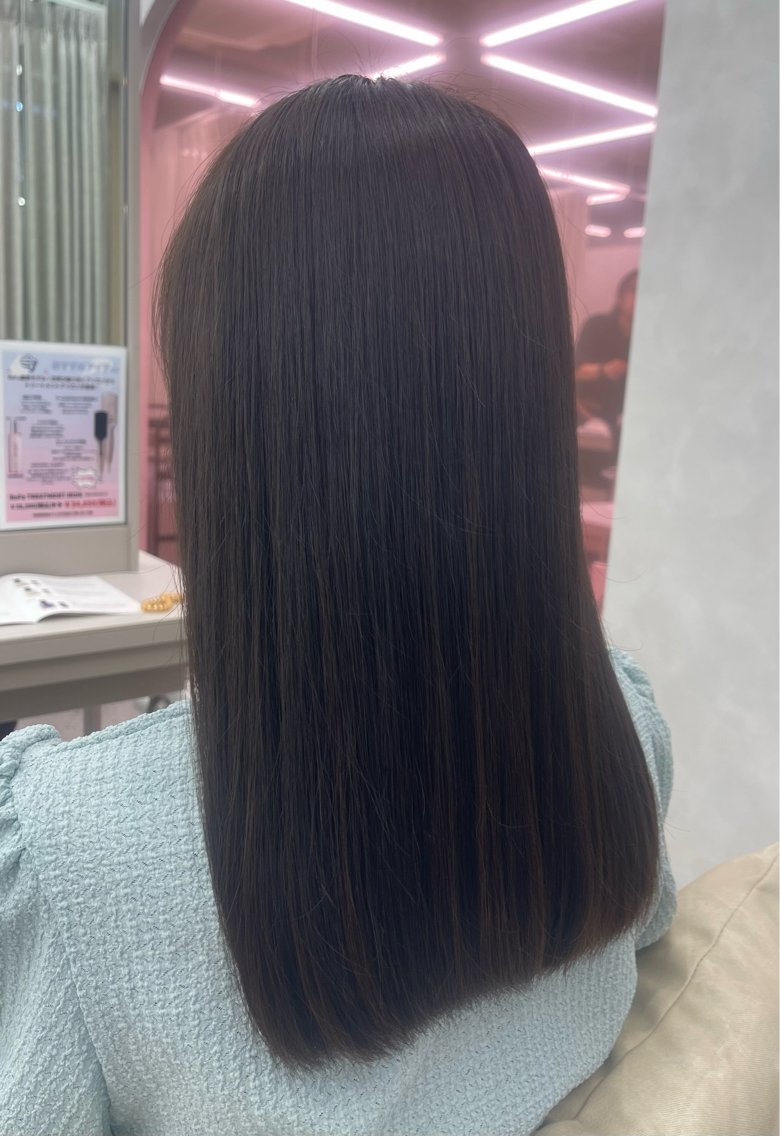 ロング カラー アッシュ 透明感カラー オリーブアッシュ COCO reiのヘアスタイル