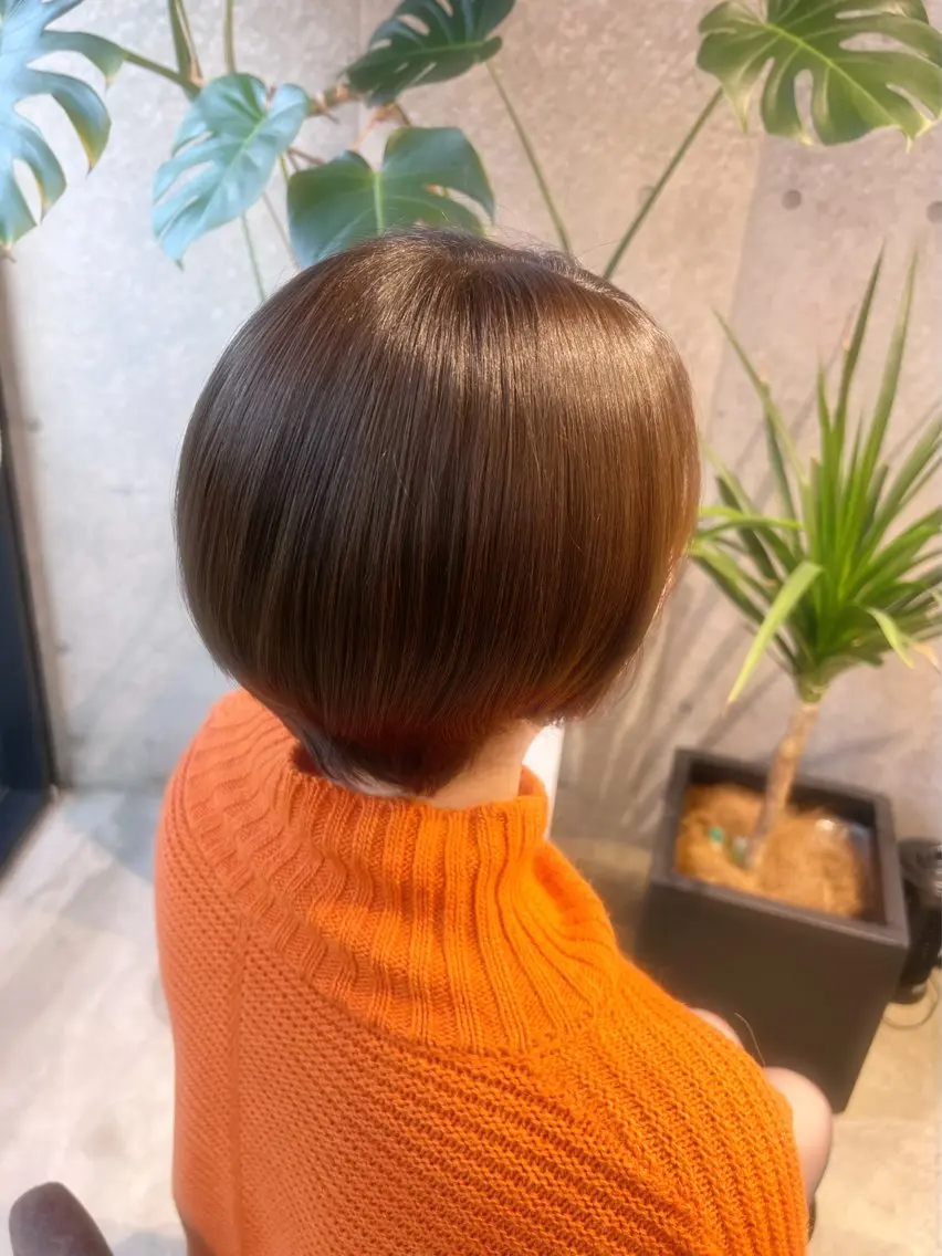 ショート ヘアカラー うるツヤ透明感カラー 𝐀𝐲𝐚𝐦𝐢のヘアスタイル