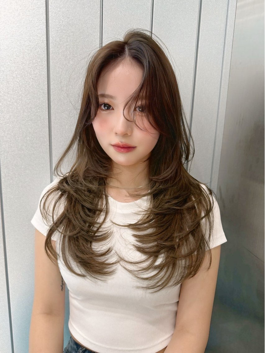 セミロング カラー パーマ カット 縮毛矯正 トリートメント 💎髪質改善💎 LondMeliaのヘアスタイル