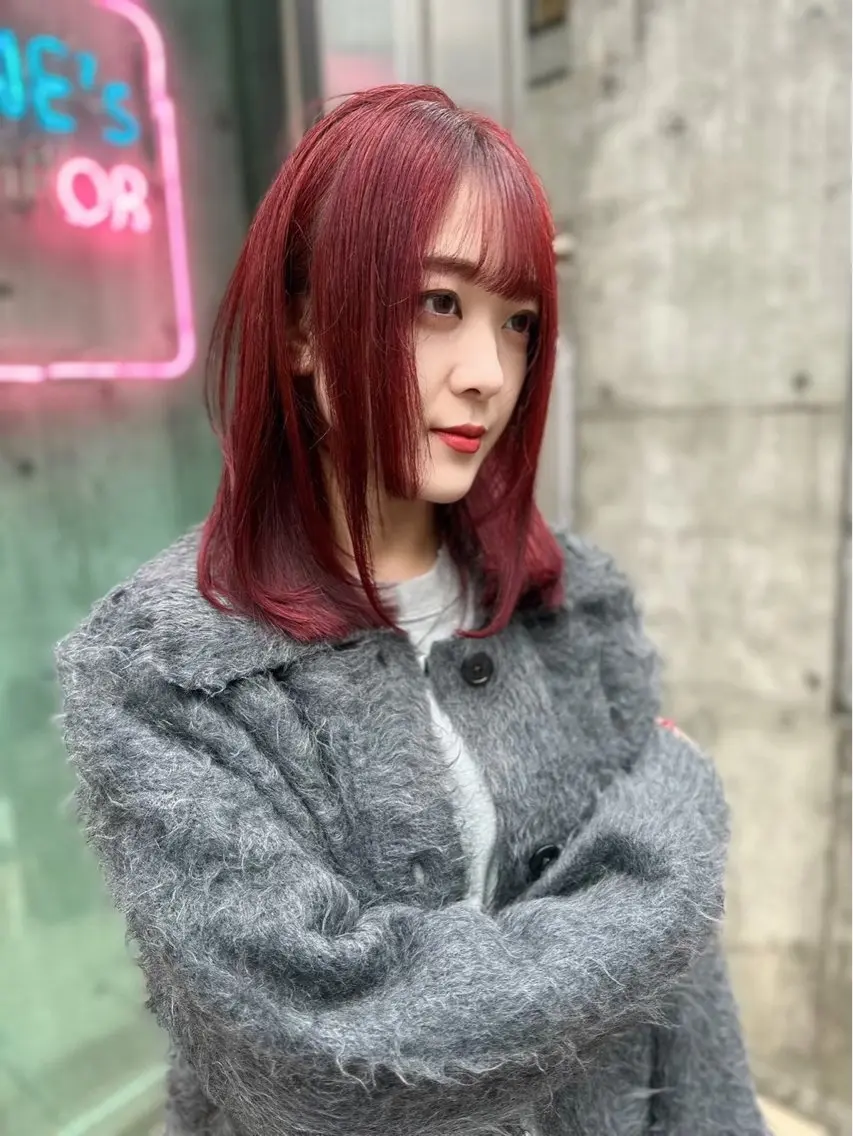 セミロング カラー ヘアアレンジ ヘアカラー トリートメント ヘアセット 🩶【推しハイトーン 】yuzu🩶のヘアスタイル