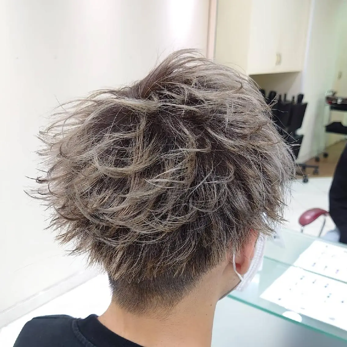 ショート カラー メンズ マッシュ 外ハネヘア 🐺デザインウルフ / 一ノ瀬 凌🐺のヘアスタイル