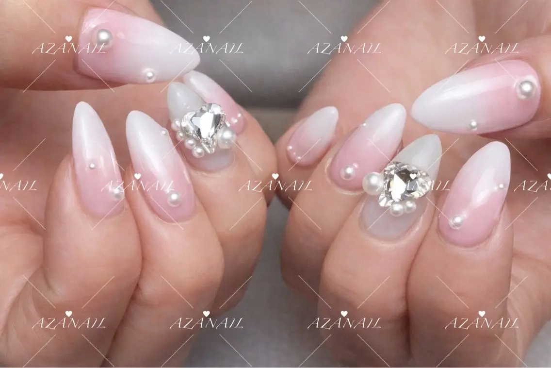 ネイル チークネイル グラデーション マグネットネイル シンプルネイル 春ネイル AZA NAILROOMのネイルデザイン
