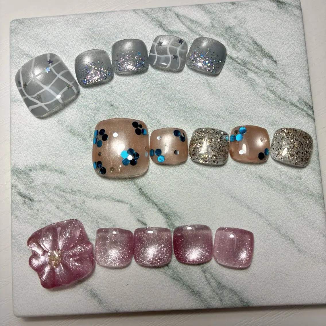 ネイル フットネイル 氷ネイル・うるうるネイル マグネットネイル メンズネイル ニュアンスネイル フットネイル nail salon anoneのネイルデザイン