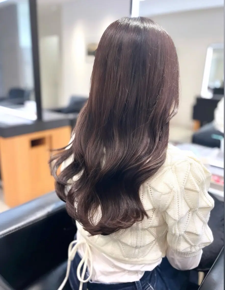 ロング 髪質改善 トリートメント カット ヘアカラー トリートメント 顔周りレイヤー 髪質改善 / AYUのヘアスタイル
