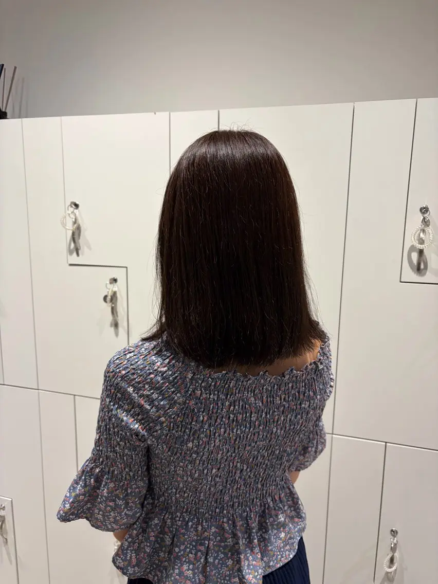 セミロング ヘアカラー トリートメント 髪質改善×透明感 カラー雄貴のヘアスタイル