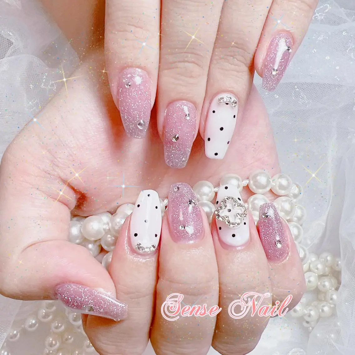 ネイル ハンドネイル ハンドケア Feinn Ink💕のネイルデザイン