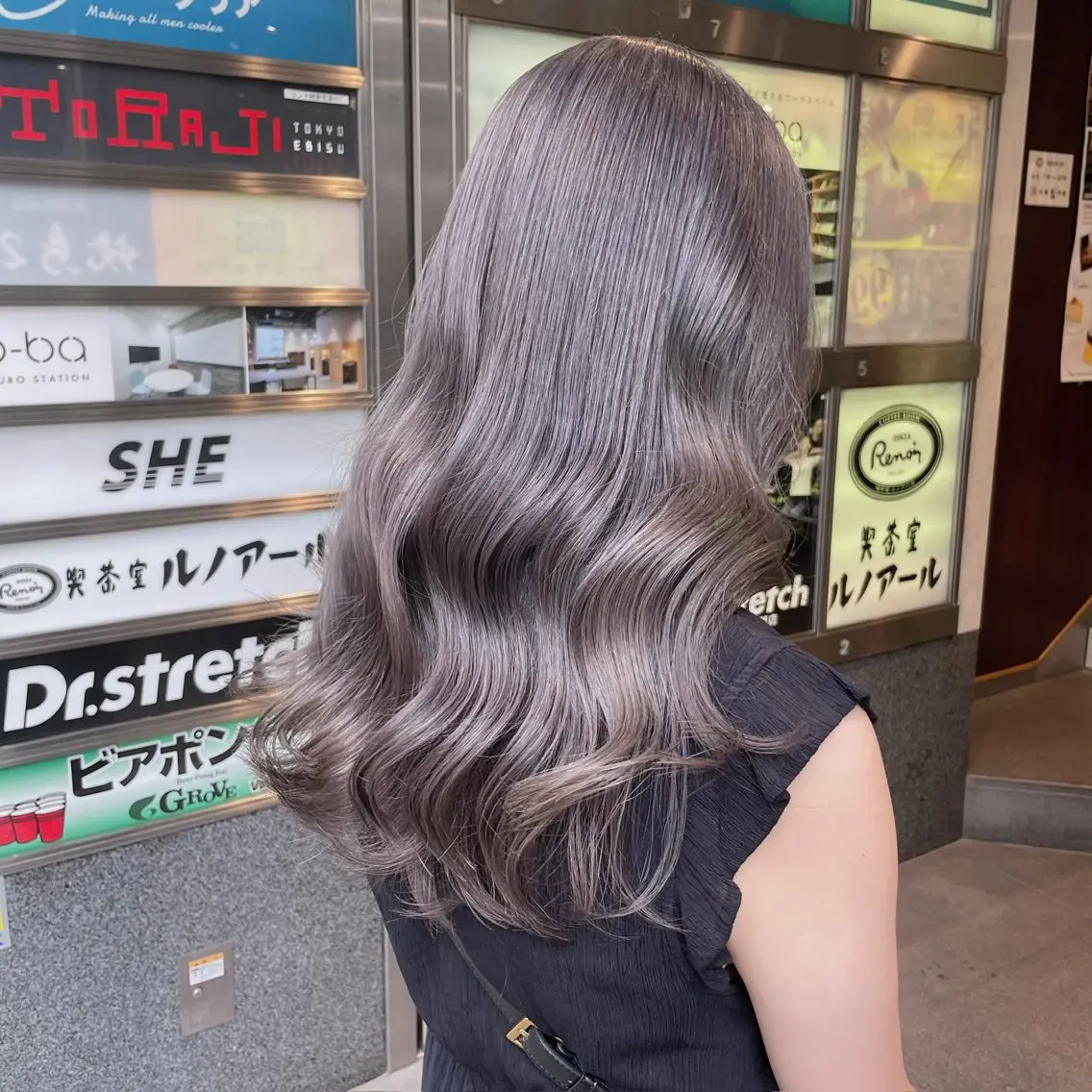 カラー 透け上品ハイトーン 職人ゆうと🤍のヘアスタイル