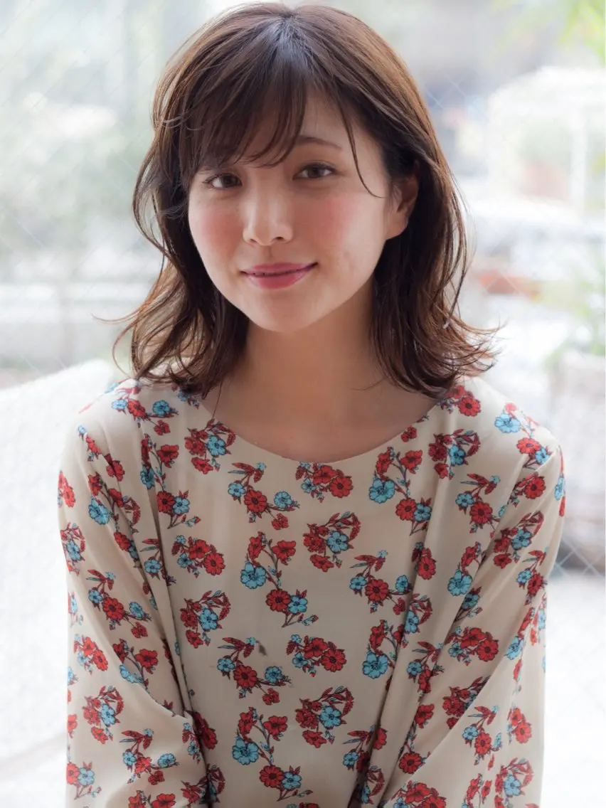 ミディアム カラー パーマ ヘアアレンジ くびれヘア 外ハネヘア カット ヘアカラー トリートメント 髪質改善/韓国風 レイヤー/田村祐樹のヘアスタイル