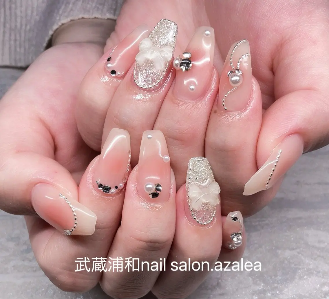 ネイル ハンドネイル R inのネイルデザイン