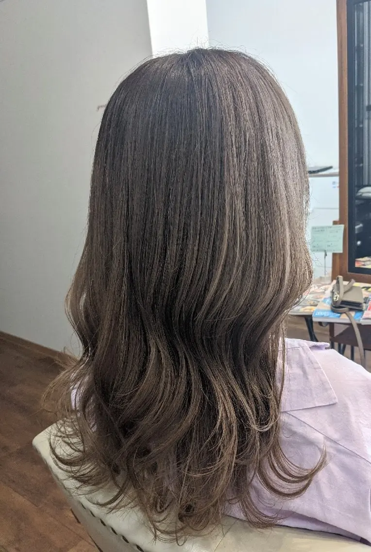 ロング カラー ブリーチ grace hair Lan🍋アカネのヘアスタイル
