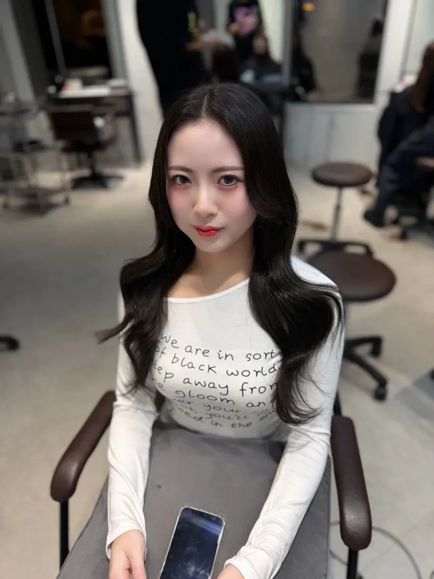 ロング カラー caho／大阪梅田 韓国ヘア🇰🇷🩶のヘアスタイル