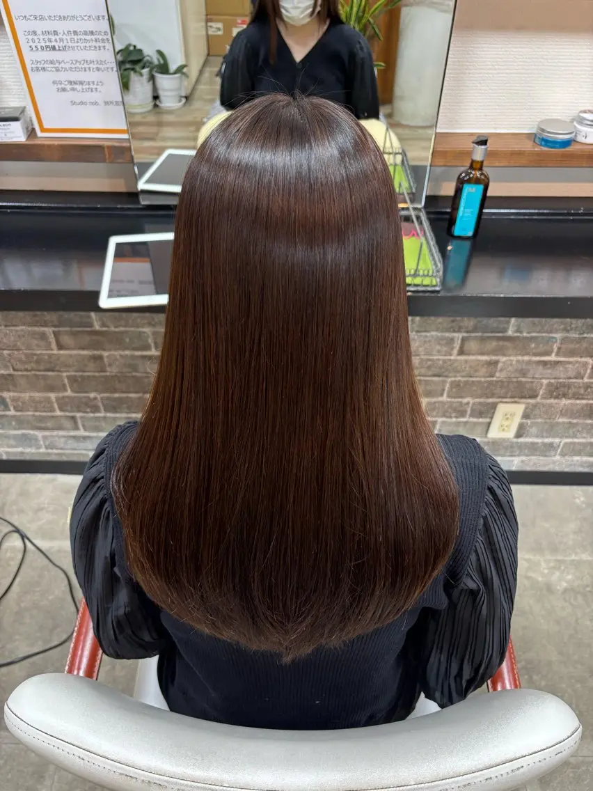 ロング カラー パーマ ブラウンカラー ナチュラルブラウン 髪質改善 縮毛矯正 ストレートパーマ カット ヘアカラー 縮毛矯正 イツキ🌕デザインカ ラー🥨髪質改善🫧のヘアスタイル