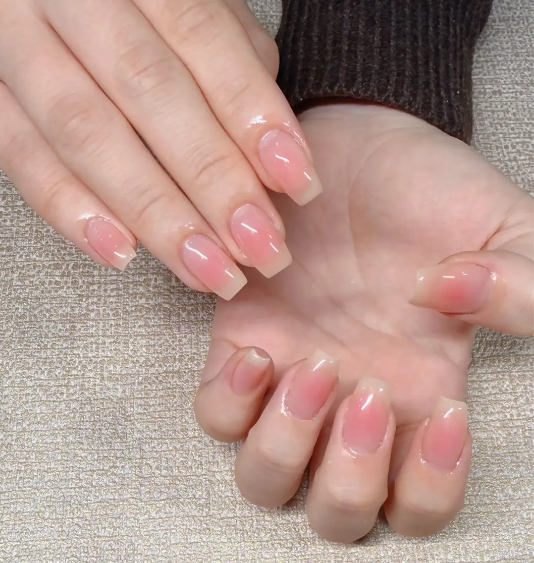 ネイル ハンドネイル Betty nail サロンのネイルデザイン