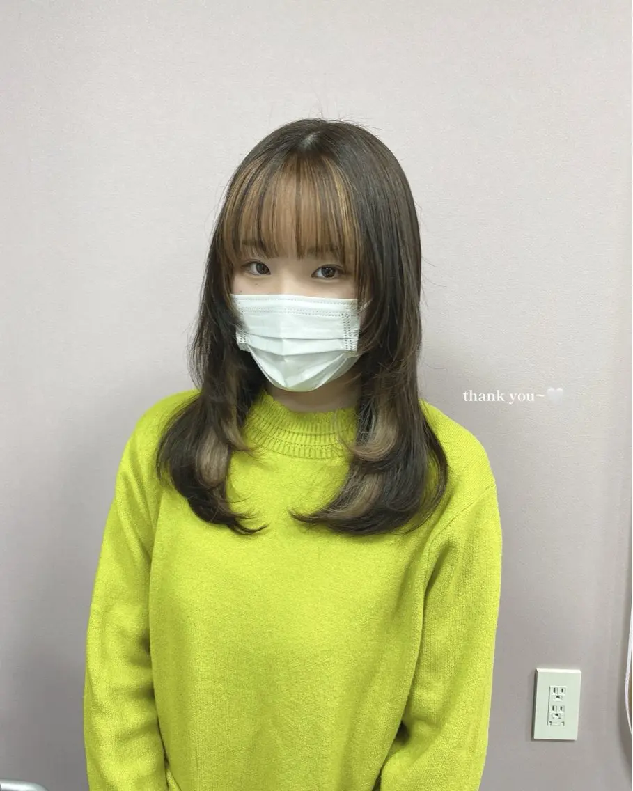 セミロング カラー 透明感カラー ハイライトカラー ハイライト レイヤーカット ヘアカラー みる/ハイトーン ✨透明カラーのヘアスタイル