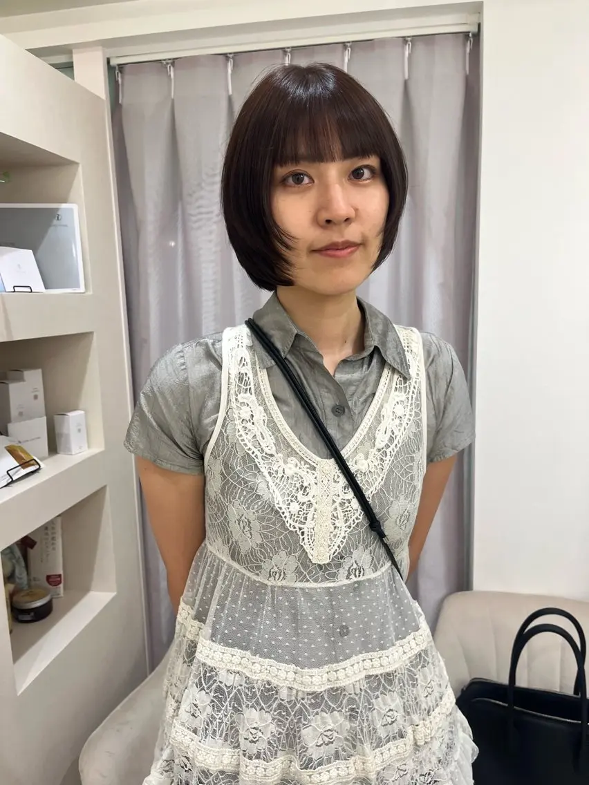 ショート カラー カット ヘアカラー トリートメント 松村 澪里のヘアスタイル
