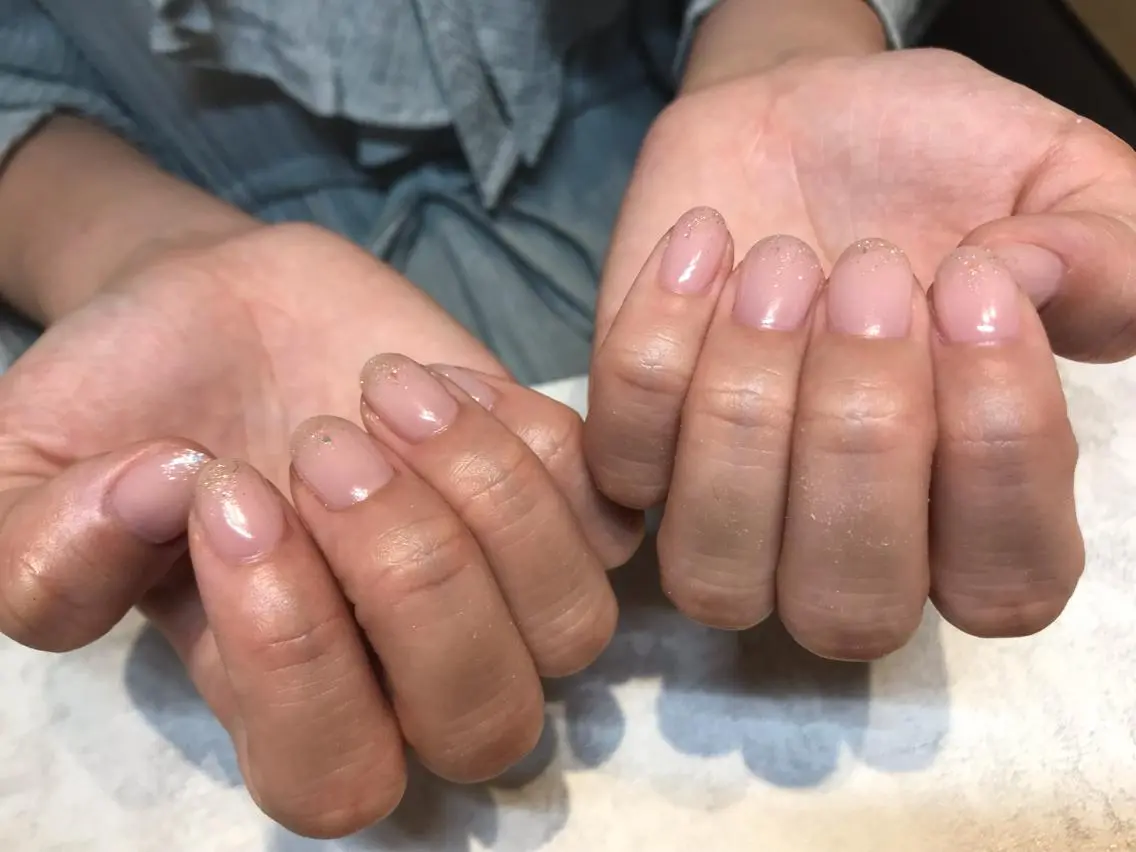 ネイル グラデーション ラメ(グリッター) ラメグラデーション ワンカラーネイル emunail あやかのネイルデザイン