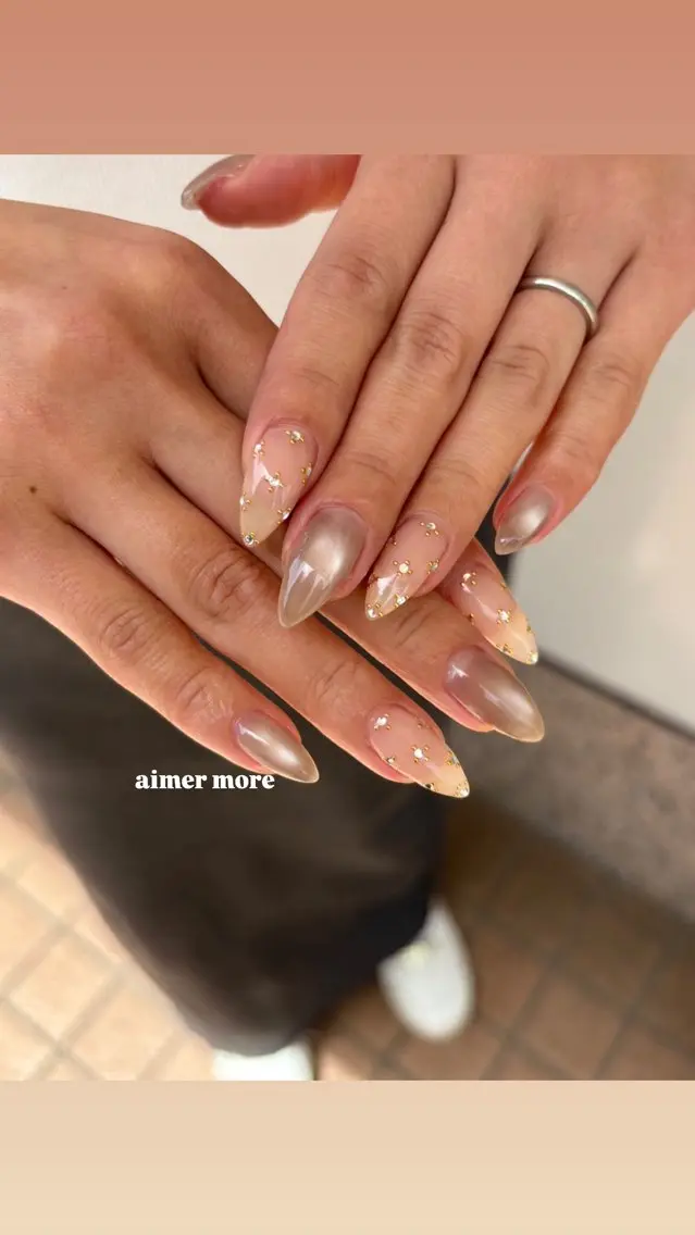 ネイル NAGISA🧁🎀 持ち込み⌇パラジェルのネイルデザイン