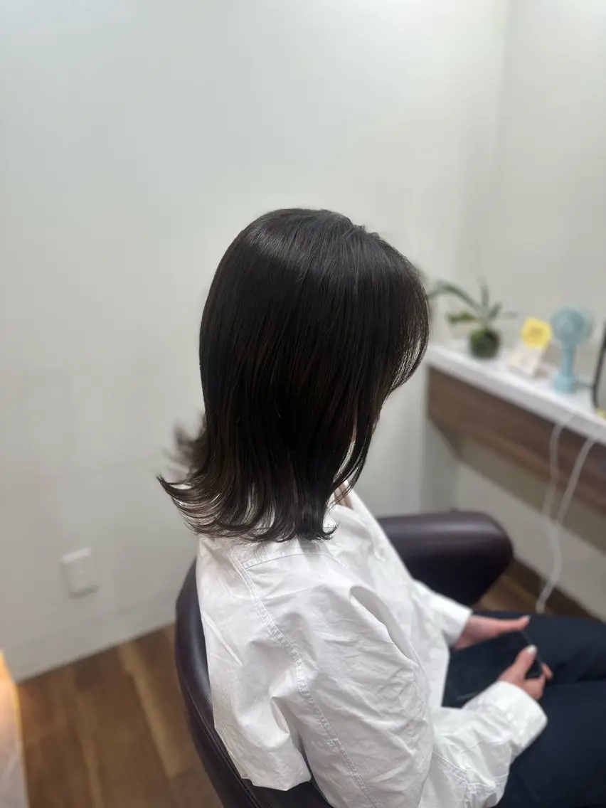 ミディアム カラー 透明感カラー 外ハネヘア みさき ♡のヘアスタイル