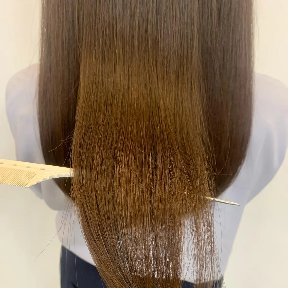 ミディアム カラー ミディアムパーマ ブリーチ トリートメント トップ スタイリストのヘアスタイル