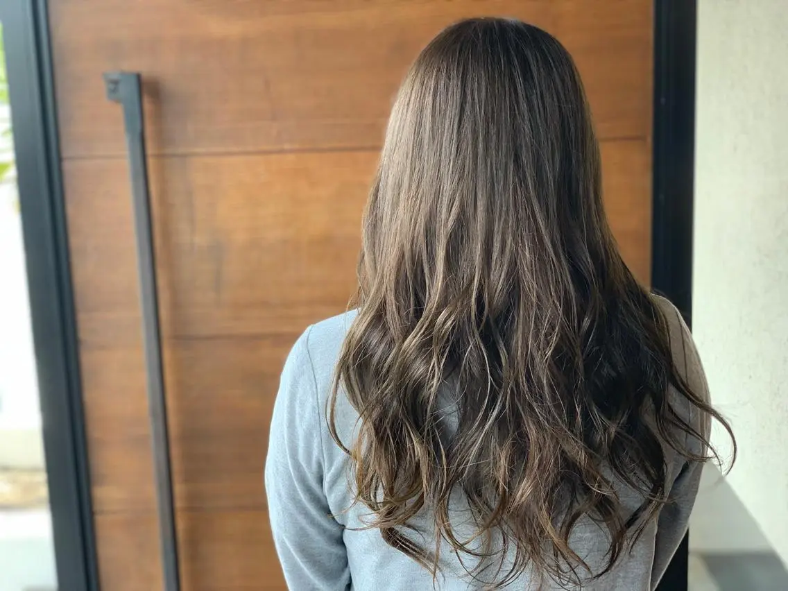 ロング カラー グレージュ ヘアカラー トリートメント IORI #韓国ヘア#髪質改善のヘアスタイル
