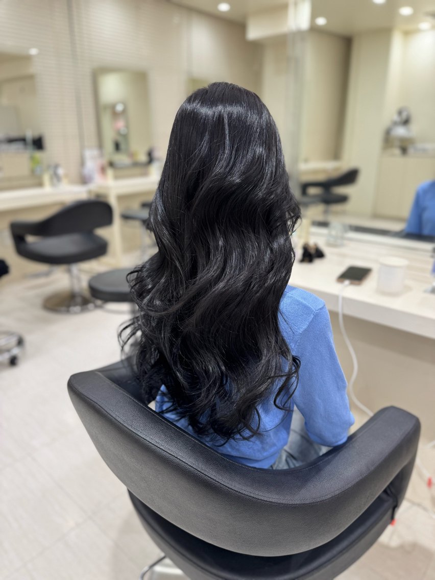 ロング カット ヘアカラー 暗髪×艶髪/縮毛矯正 ブルーブラック/池袋のヘアスタイル