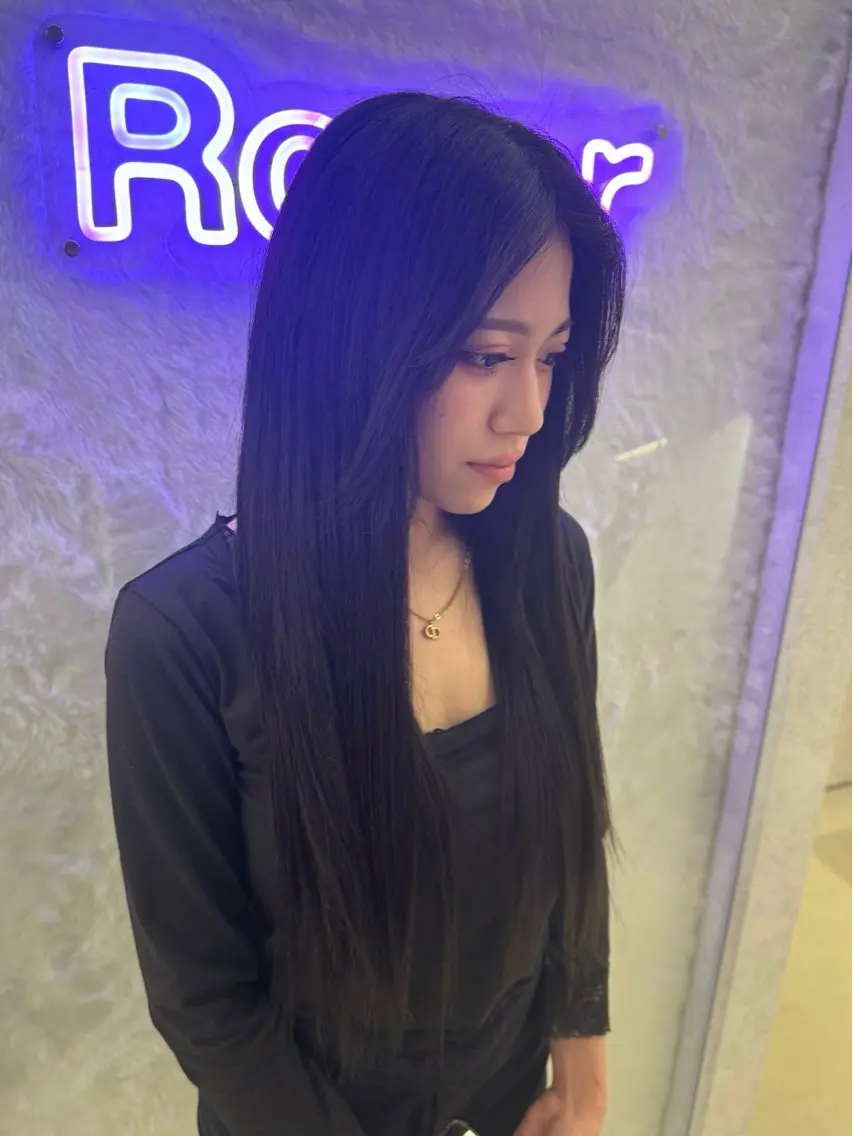ロング ロング エクステ Nene ／Roverのヘアスタイル