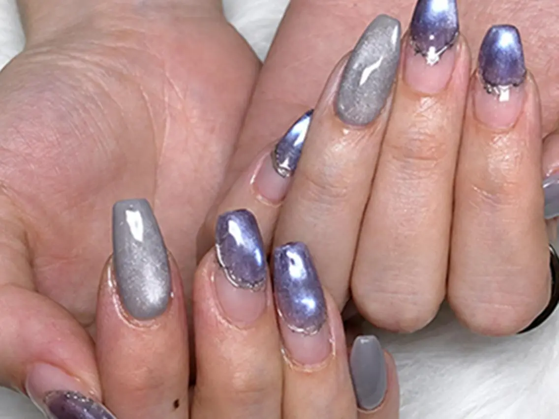 ネイル マグネットネイル ニュアンスネイル ハンドネイル Airi. kのネイルデザイン