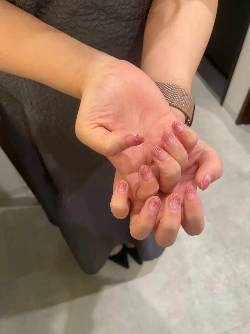 HAND ラメグラデーション (オフあり)の写真